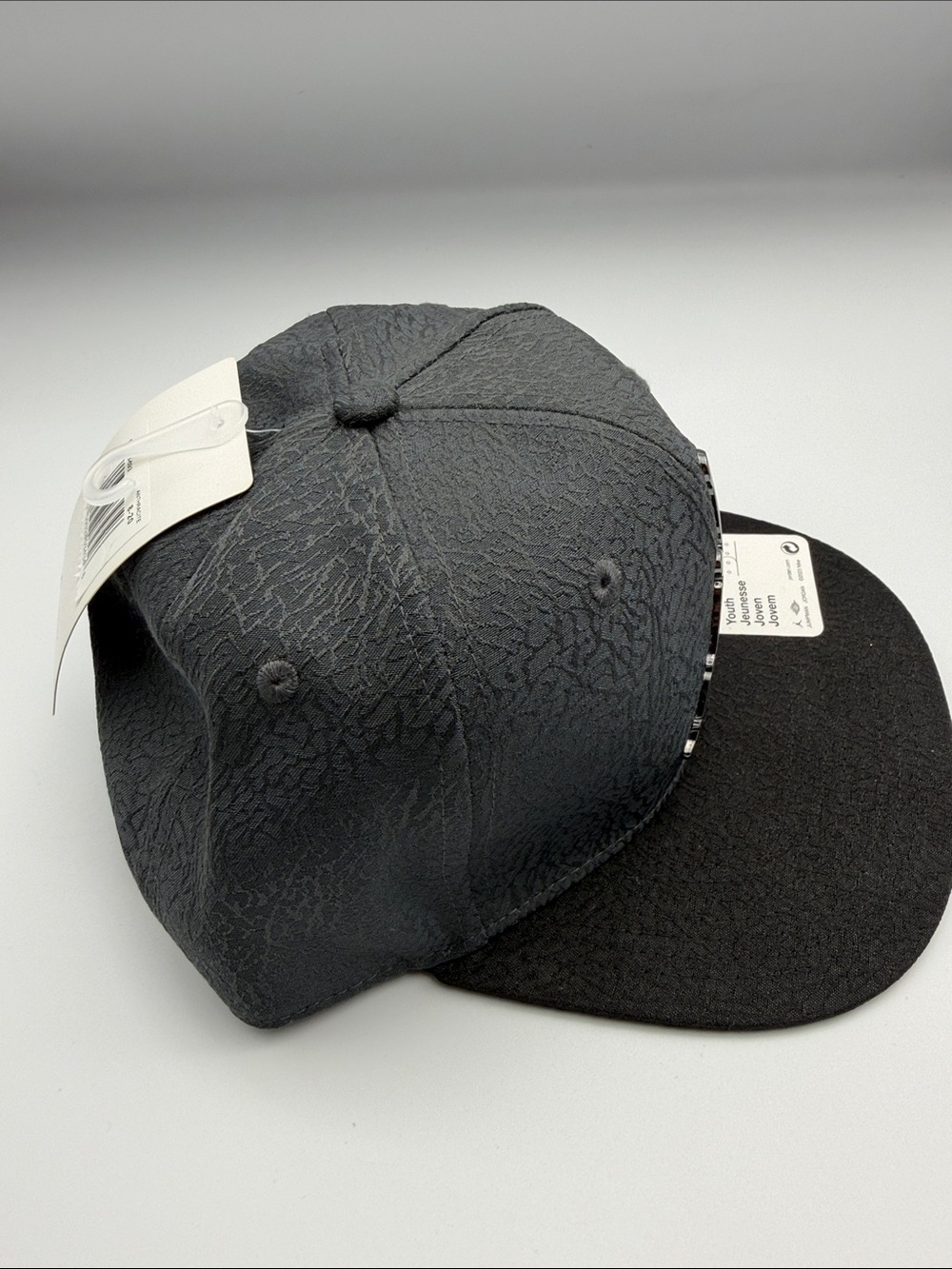 Nike Black Metallic Jumpman Snapback Hat Youth Size - Picture 4 of 7